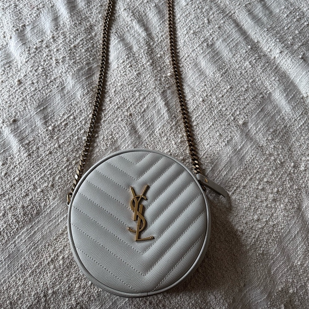 Ysl Blanc Vinyle Round Bag